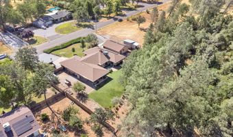6710 Whispering Canyon Dr, Anderson, CA 96007