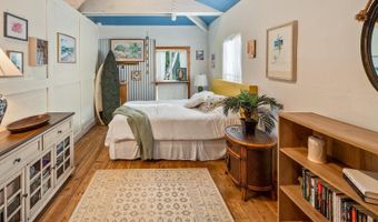 690 E Kuiaha Rd, Haiku, HI 96708