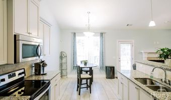 117 Laguna Way, Savannah, GA 31405