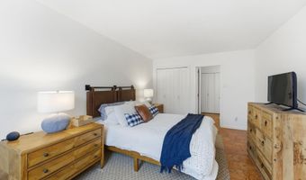2030 N ADAMS St 911, Arlington, VA 22201