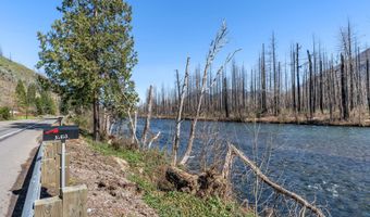 52633 MCKENZIE Hwy, Blue River, OR 97413