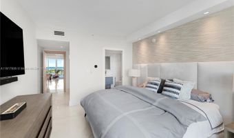 19955 NE 38th Ct 1103, Aventura, FL 33180