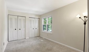1701 SARATOGA Ct, Allentown, PA 18104
