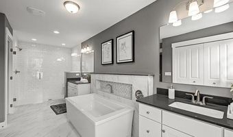 3762 Kinsley Blvd, Ann Arbor, MI 48105