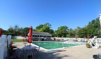 9 Gibraltar Ct, Barnegat, NJ 08005