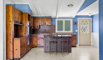1152 Clearvue Dr, Alden, NY 14004