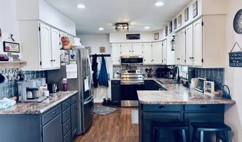 901 Linda Dr, Atlantic, IA 50022