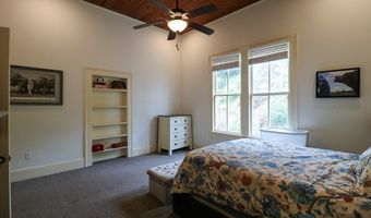 526 Academy St, Bainbridge, GA 39819