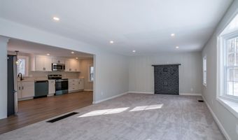 437 Chester Rd, Auburn, NH 03032