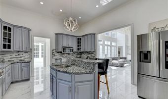 337 Lakeshore Dr, Berkeley Lake, GA 30096