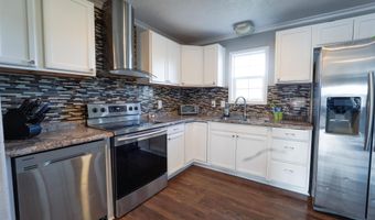 2916 Lisa Ave, Clovis, NM 88101