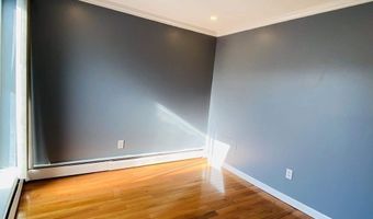 144 Kenrick St 34, Boston, MA 02135