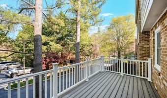 10222 ARIZONA Cir 18, Bethesda, MD 20817