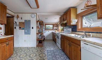 18 Beach Row, Narragansett, RI 02879