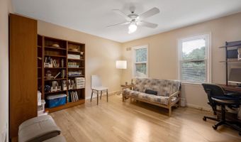 7906 IVYMOUNT Ter, Potomac, MD 20854