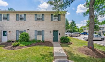 104 HAMPSTEAD Dr, Ambler, PA 19002