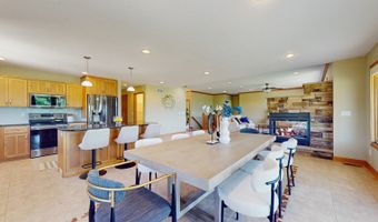 26255 Country Side Dr, Adel, IA 50003