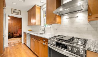 3931 MASSACHUSETTS Ave NW, Washington, DC 20016