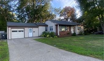 316 Manolla Ave, Warwick, RI 02888
