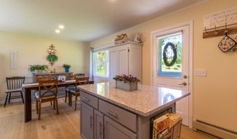 938 Stevens Rd, Barton, VT 05822
