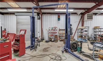 692 W Union Grv, Auburn, GA 30011