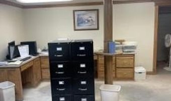404 Airport Rd, Albert Lea, MN 56007