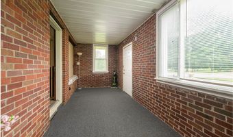 2984 Massillon Rd, Akron, OH 44312