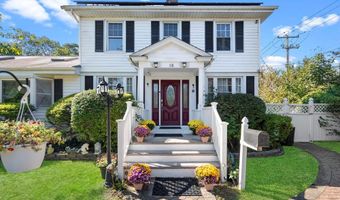 118 Grant Ave, Albertson, NY 11507