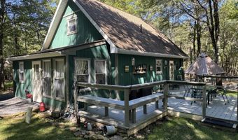 106 Burnshaw Ln, Albrightsville, PA 18210