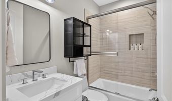 3918 W 242nd St, Torrance, CA 90505