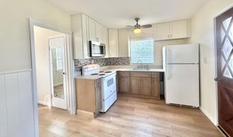 33 Wooley St B, Aberdeen, NJ 07747