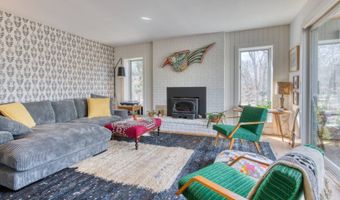 34 Devon Landing Dr, Amagansett, NY 11930