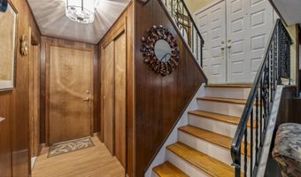 26 Warren Dr, Aberdeen, NJ 07747