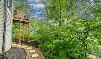 639 Wood Fern Dr, Ballwin, MO 63021