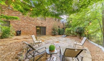 759 Riverhill Dr, Athens, GA 30606