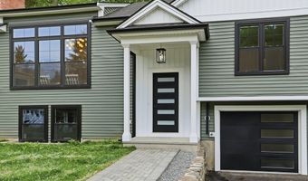11 Bromfield Rd, Acton, MA 01720