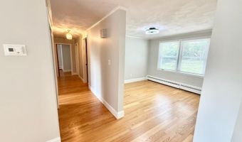44 Dudley Ave, Newport, RI 02840