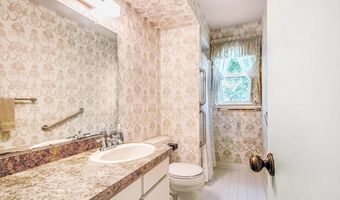 1480 Shevchenko Dr, Ann Arbor, MI 48103