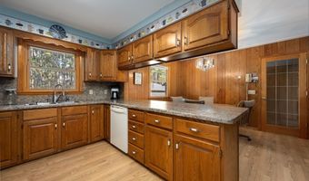 917 Sunrise Beach Dr, Amery, WI 54001