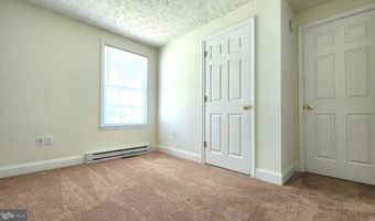 210 W HIGH St, Felton, DE 19943
