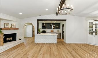 6 Spanish Moss Ct, Savannah, GA 31419