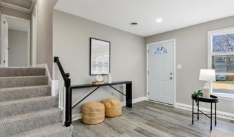 1254 DOGWOOD Rd, Arnold, MD 21012