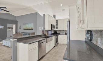 7602 CLAIR WOOD Ct, Apollo Beach, FL 33572