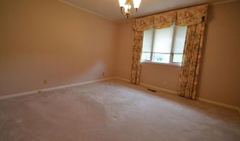 205 Collier Dr, Albertville, AL 35951