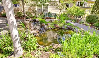 461 Holly St, Ashland, OR 97520