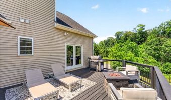 3 Walnut Trl, Andover, NJ 07860