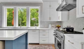 16 Lia Fail Way, Cos Cob, CT 06807