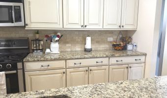 1525 Teri Ln, Algonquin, IL 60102