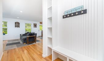 51 Gillette Way 51, Bristol, CT 06010