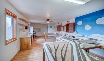 30049 Sunnyside Ct, Arkansas City, KS 67005